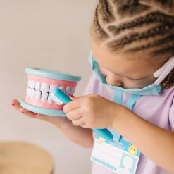 Hot Sale 🤩 Melissa & Doug Super Smile Dentist Play Set 👍 -Home & Toys Online store 0042361 6
